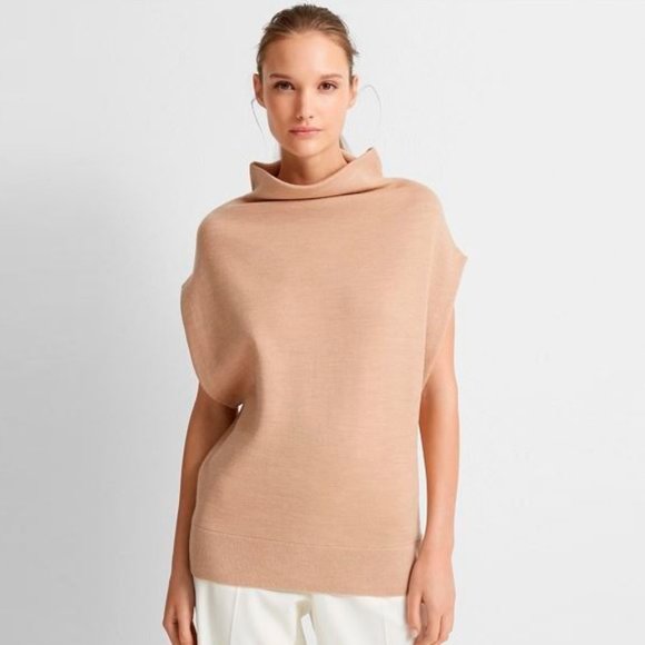 Club Monaco Sweaters - Club Monaco Abhy Merino Wool Sweater in Iced Latte Size XS